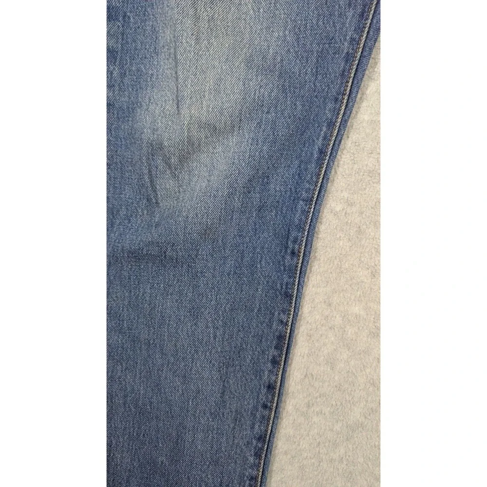 Levis pre owned